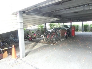 駐輪場 エントランス
